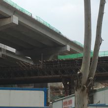 中鐵五局廣州鳳凰山隧道現(xiàn)澆支架4